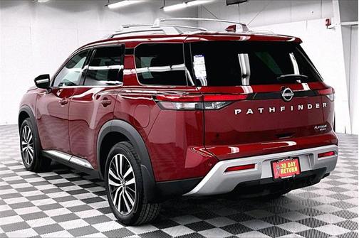 2025 Nissan Pathfinder Platinum 4WD