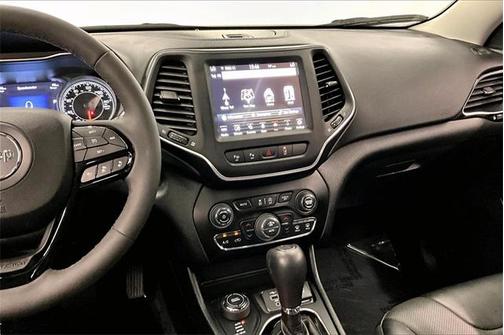 2023 Jeep Cherokee Altitude