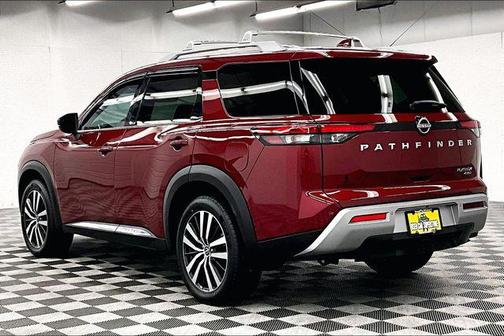 2023 Nissan Pathfinder Platinum 4WD