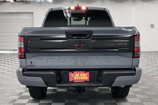 Boulder Gray Pearl 2026 Nissan Frontier PRO-4X