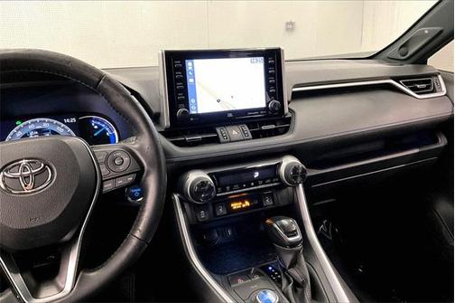 2021 Toyota RAV4 Hybrid SE