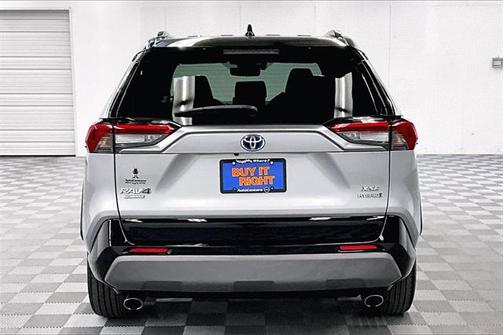 2021 Toyota RAV4 Hybrid SE