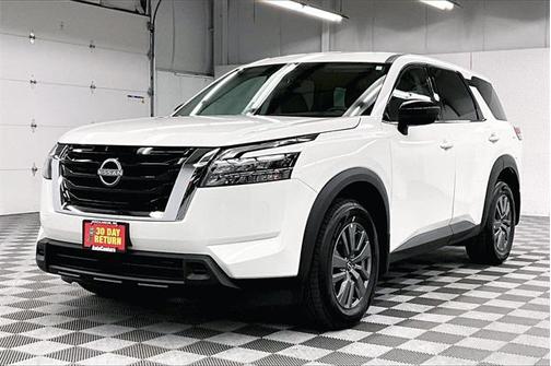 2025 Nissan Pathfinder S FWD
