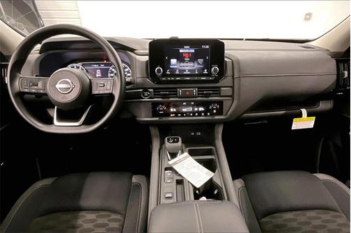 2025 Nissan Pathfinder S FWD