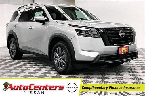 2025 Nissan Pathfinder SV 4WD