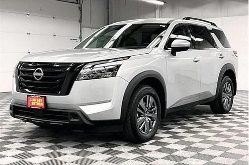 2025 Nissan Pathfinder SV 4WD
