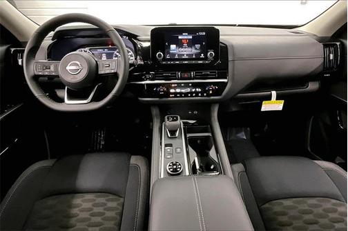 2025 Nissan Pathfinder SV 4WD