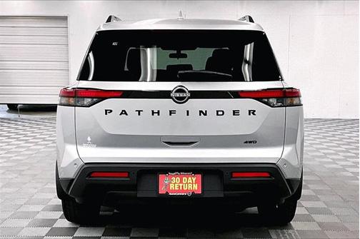 2025 Nissan Pathfinder SV 4WD