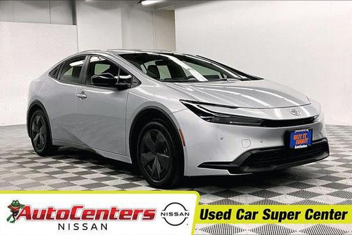 2024 Toyota Prius LE