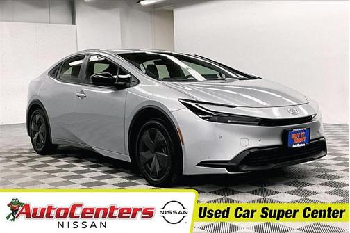 2024 Toyota Prius LE