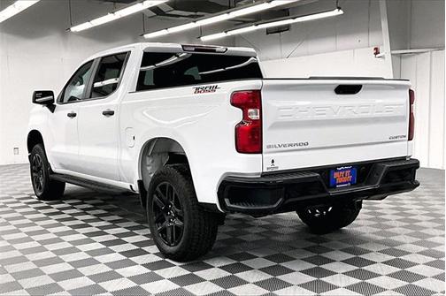 2022 Chevrolet Silverado 1500 Custom Trail Boss