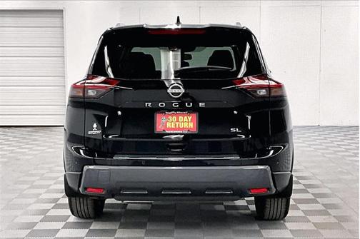 2025 Nissan Rogue SL