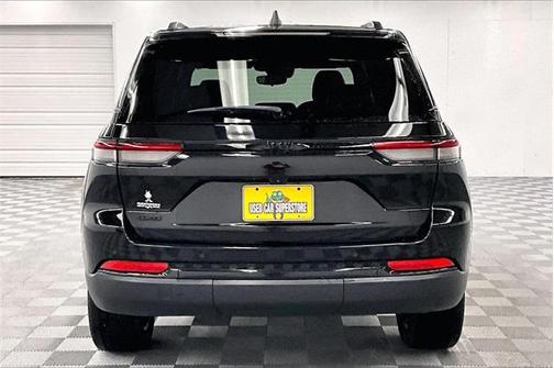2022 Jeep Grand Cherokee Altitude