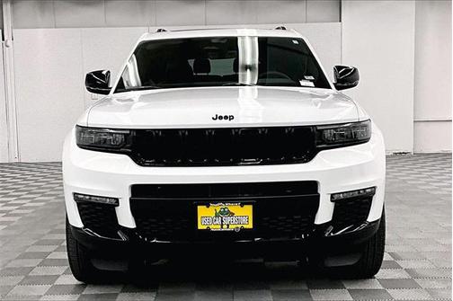 2025 Jeep Grand Cherokee Laredo