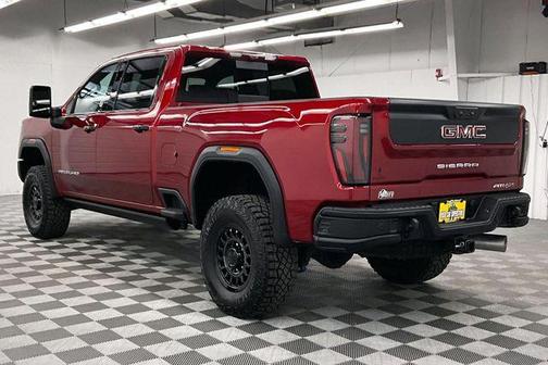 2025 GMC Sierra 2500 AT4X