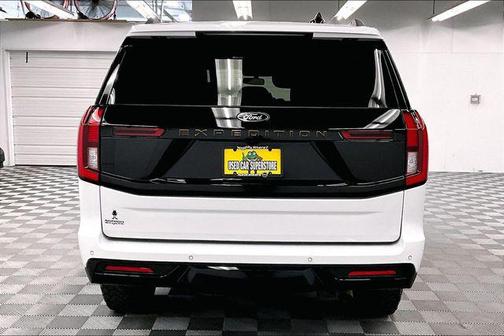 Oxford White 2025 Ford Expedition Tremor