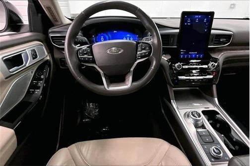 2023 Ford Explorer Platinum