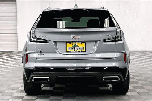 Argent Silver Metallic 2024 Cadillac XT4 Sport
