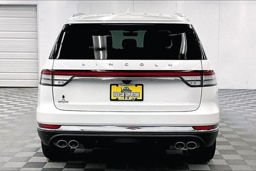 Pristine White Metallic Tri-Coat 2023 Lincoln Aviator Reserve AWD