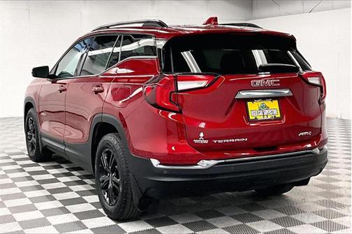 2022 GMC Terrain AWD AT4