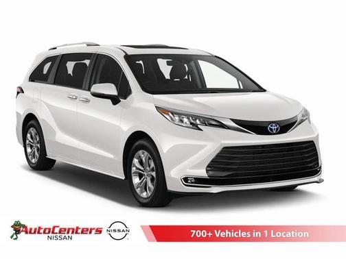 2023 Toyota Sienna Limited 7-Passenger