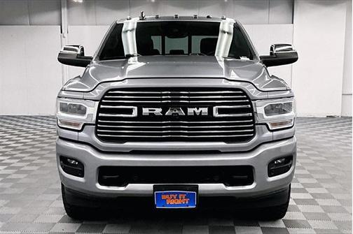 2020 RAM 2500 Laramie Crew Cab 4X4 6'4' Box