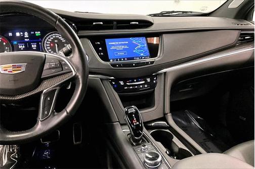 2021 Cadillac XT5 Sport