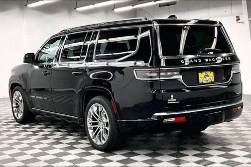 Diamond Black Crystal Pearlcoat 2023 Jeep Grand Wagoneer Series II 4x4