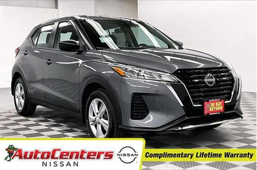2025 Nissan Kicks S