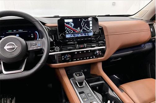 2024 Nissan Pathfinder Platinum 4WD