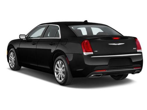 2018 Chrysler 300 Touring
