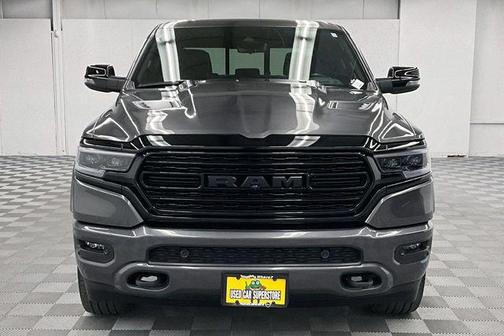 Granite Crystal Metallic Clearcoat 2024 RAM 1500 Limited