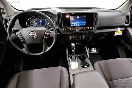 2025 Nissan Frontier S