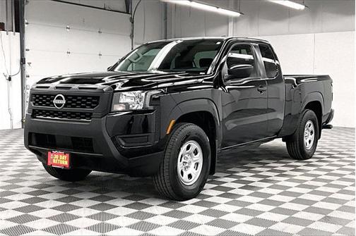 2025 Nissan Frontier S