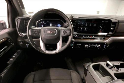 2024 GMC Sierra 2500 SLE