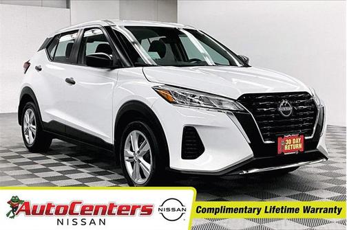 2025 Nissan Kicks S