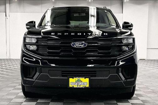 Agate Black Metallic 2025 Ford Expedition Max Active 4x4