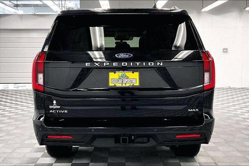 Agate Black Metallic 2025 Ford Expedition Max Active 4x4