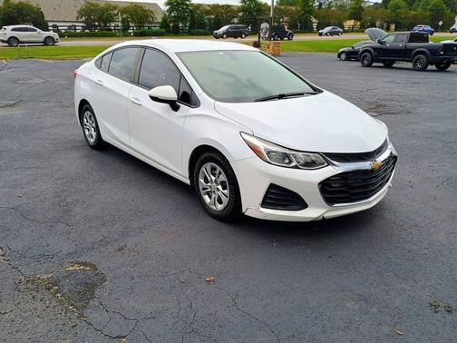 2019 Chevrolet Cruze LS