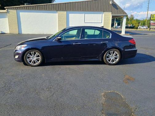 2012 Hyundai Genesis 3.8