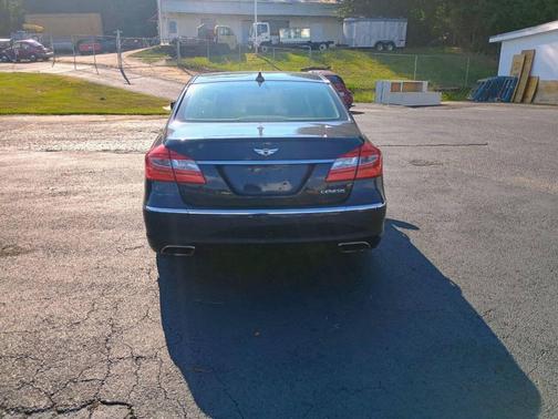 2012 Hyundai Genesis 3.8