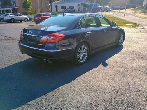2012 Hyundai Genesis 3.8