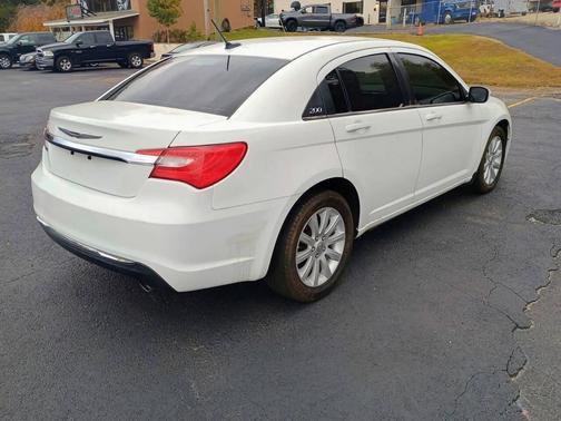 2014 Chrysler 200 Touring