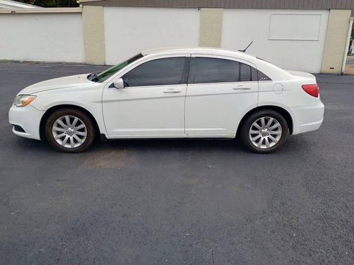 2014 Chrysler 200 Touring