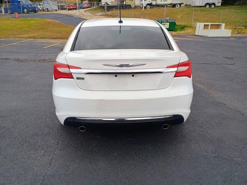 2014 Chrysler 200 Touring