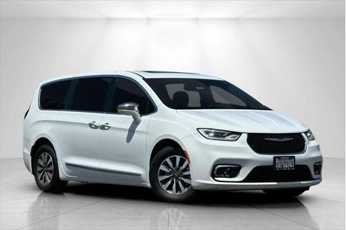 2022 Chrysler Pacifica Hybrid Limited
