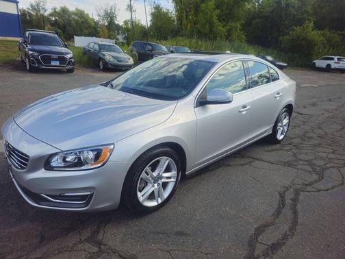 2015 Volvo S60 T5 Premier