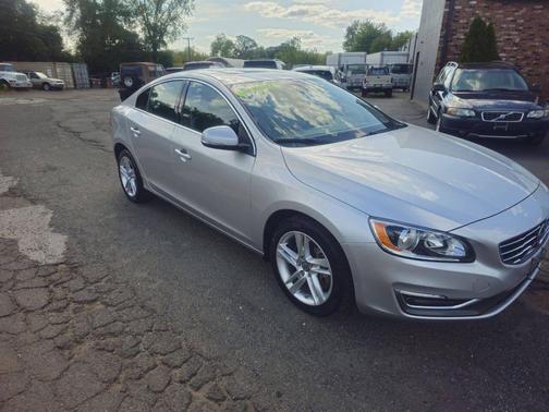 2015 Volvo S60 T5 Premier