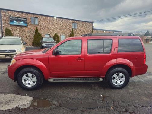 2010 Nissan Pathfinder S