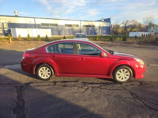 2011 Subaru Legacy Premium